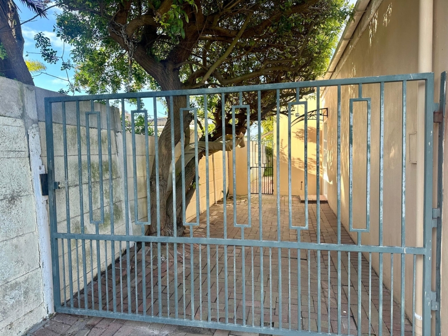 To Let 2 Bedroom Property for Rent in West Beach Western Cape